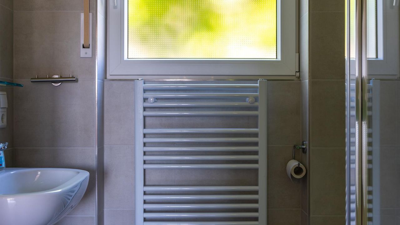 1-Zi.-App. Bad/Dusche 1-Zi.-App. Bad/Dusche